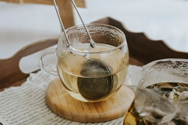 Очень горячий чай и кофе в три раза повышают риск рака пищевода