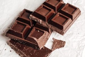 Шість «шкідливих» продуктів, корисних для кишківника
