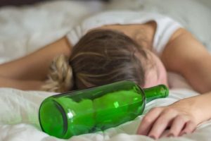 «Ще 12 годин — і я б померла»: дівчина сплутала сепсис із похміллям